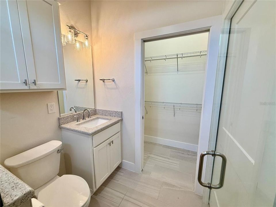 For Sale: $144,900 (2 beds, 2 baths, 772 Square Feet)
