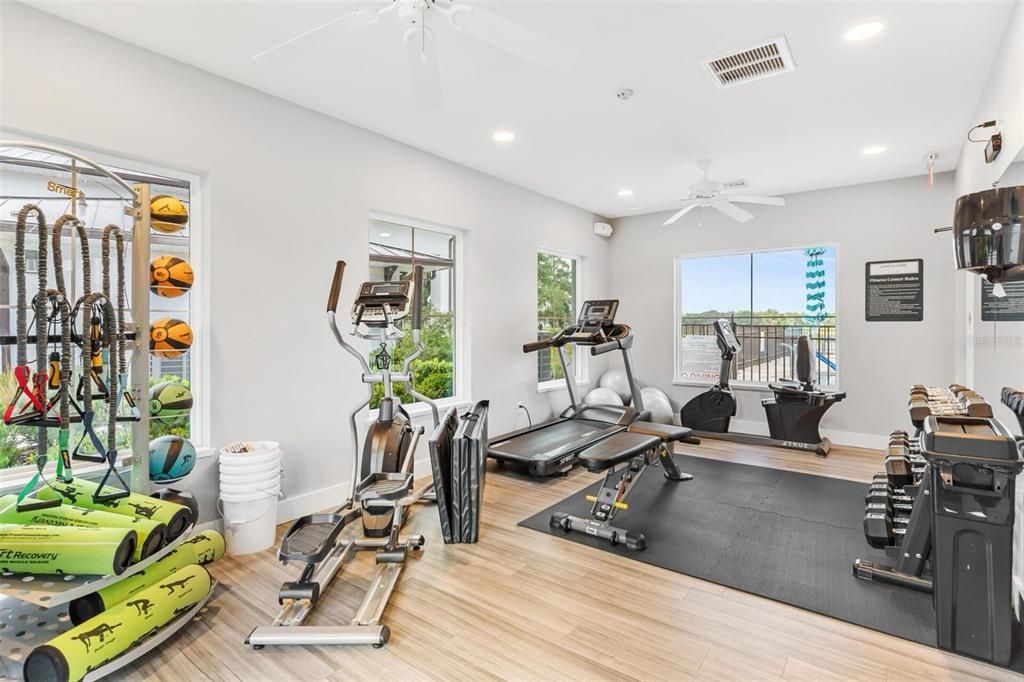 For Sale: $144,900 (2 beds, 2 baths, 772 Square Feet)