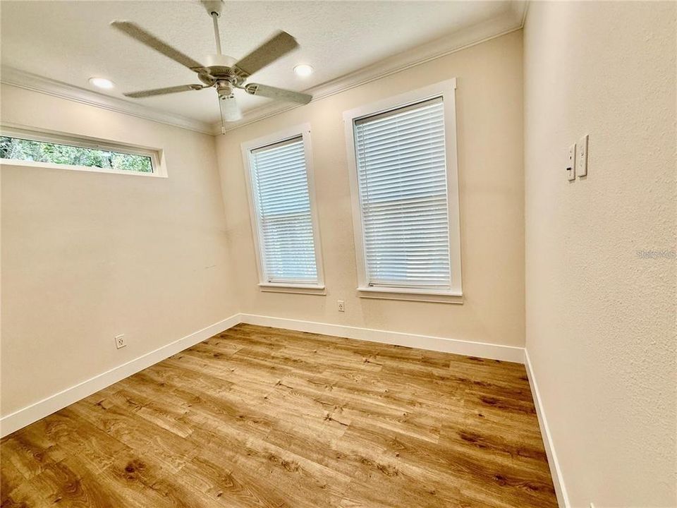 For Sale: $144,900 (2 beds, 2 baths, 772 Square Feet)