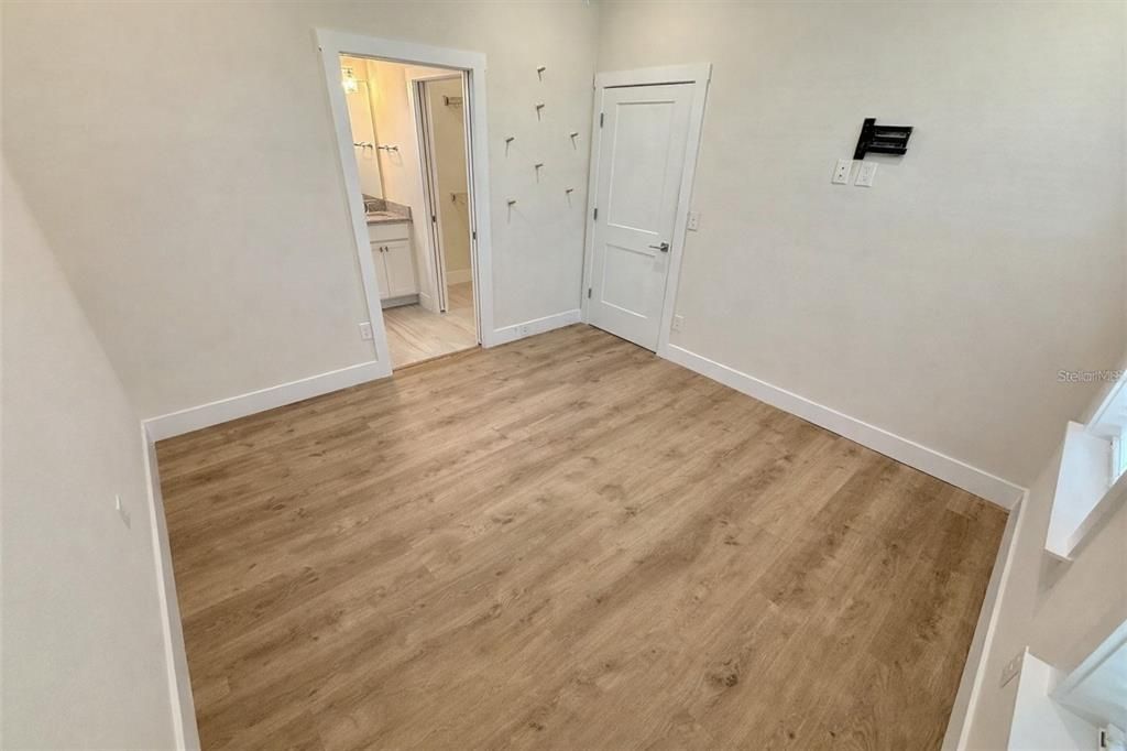 For Sale: $144,900 (2 beds, 2 baths, 772 Square Feet)