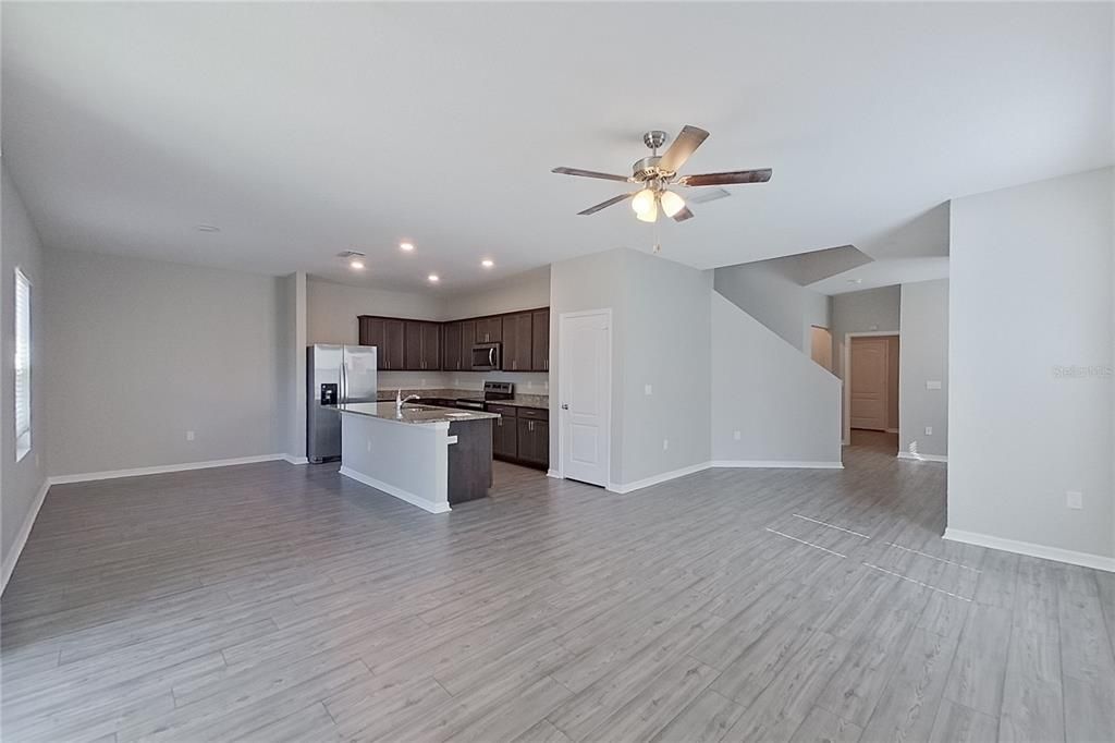 В аренду: $2,495 (5 спален, 3 ванн, 2268 Квадратных фут)