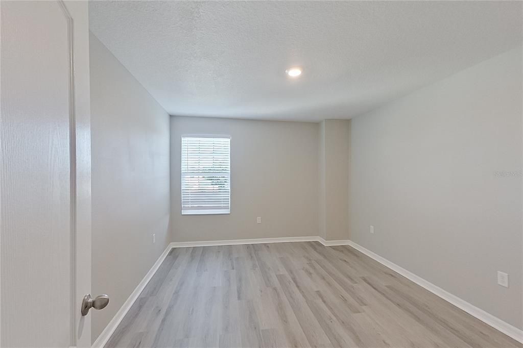 В аренду: $2,495 (5 спален, 3 ванн, 2268 Квадратных фут)