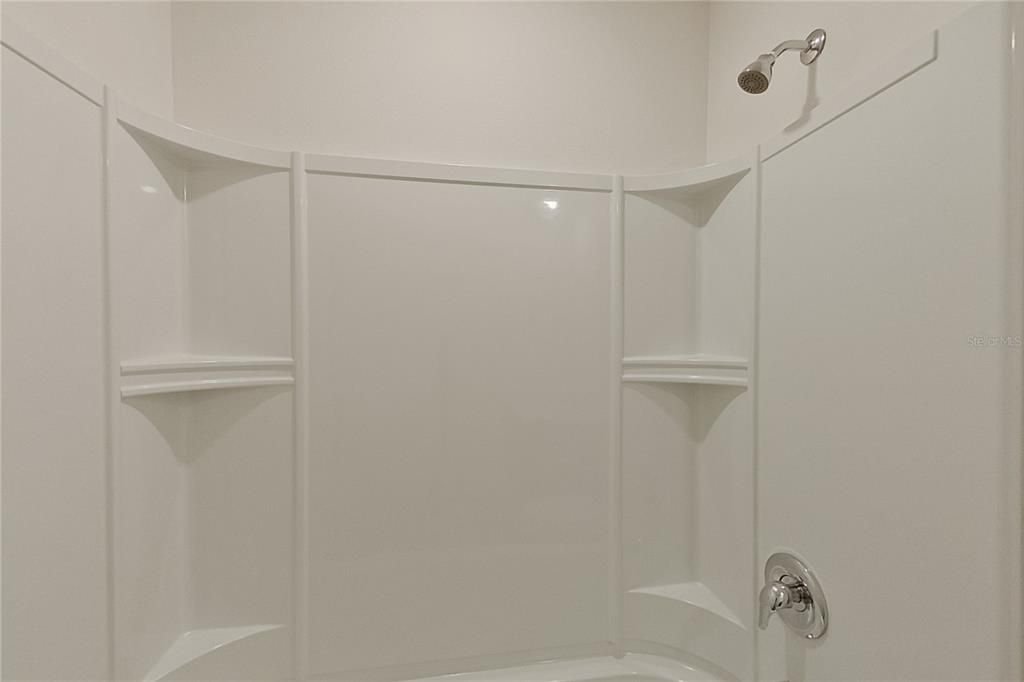 В аренду: $2,495 (5 спален, 3 ванн, 2268 Квадратных фут)