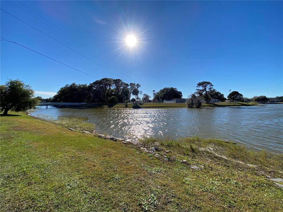 For Sale: $170,000 (2 beds, 2 baths, 860 Square Feet)