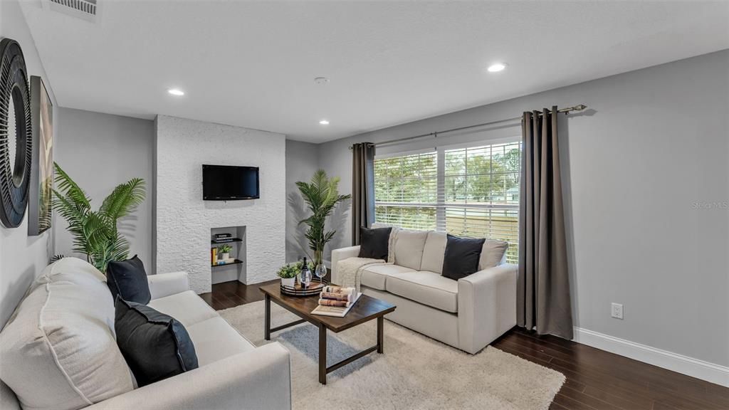Active With Contract: $525,000 (3 beds, 2 baths, 1931 Square Feet)