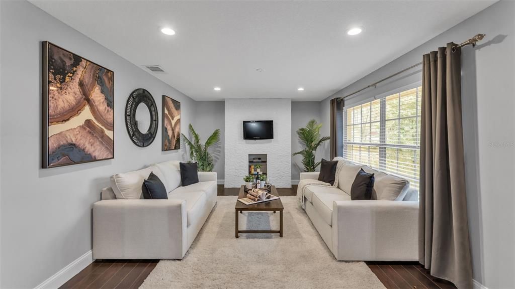 Active With Contract: $525,000 (3 beds, 2 baths, 1931 Square Feet)