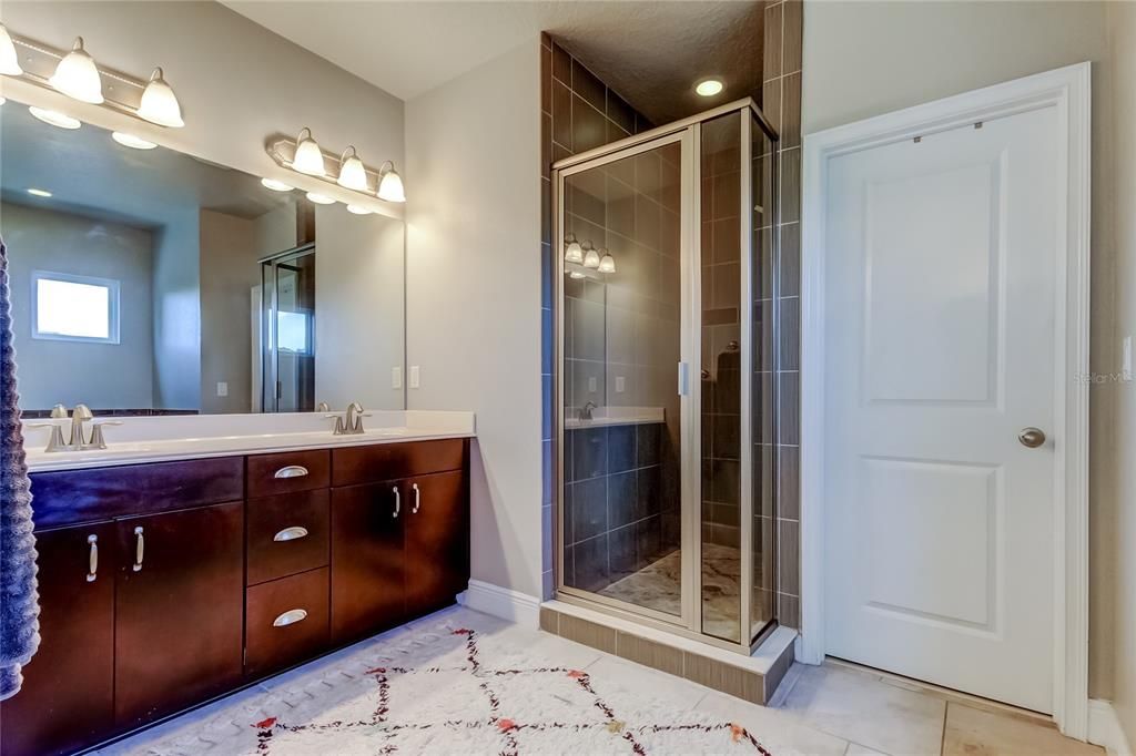 For Sale: $825,000 (4 beds, 2 baths, 3440 Square Feet)