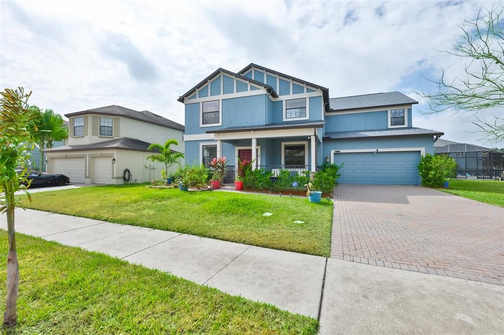 En Venta: $649,900 (5 camas, 4 baños, 4328 Pies cuadrados)