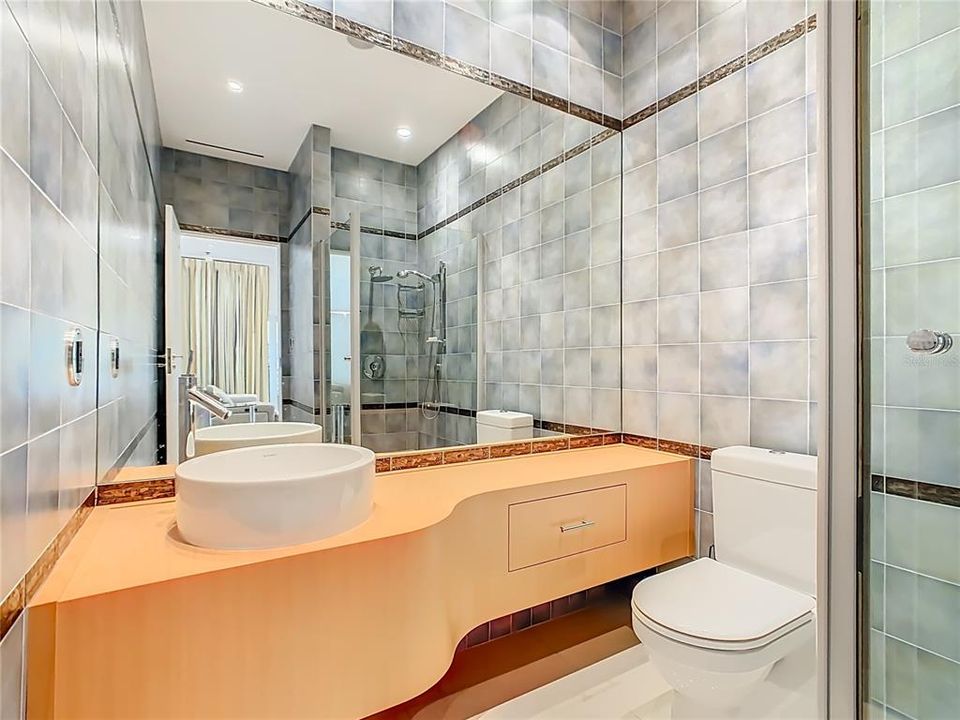На продажу: $1,299,000 (3 спален, 4 ванн, 3584 Квадратных фут)