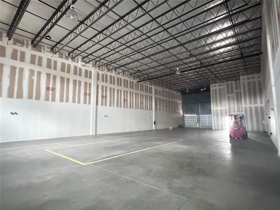 На продажу: $86,640 (0 спален, 0 ванн, 5776 Квадратных фут)