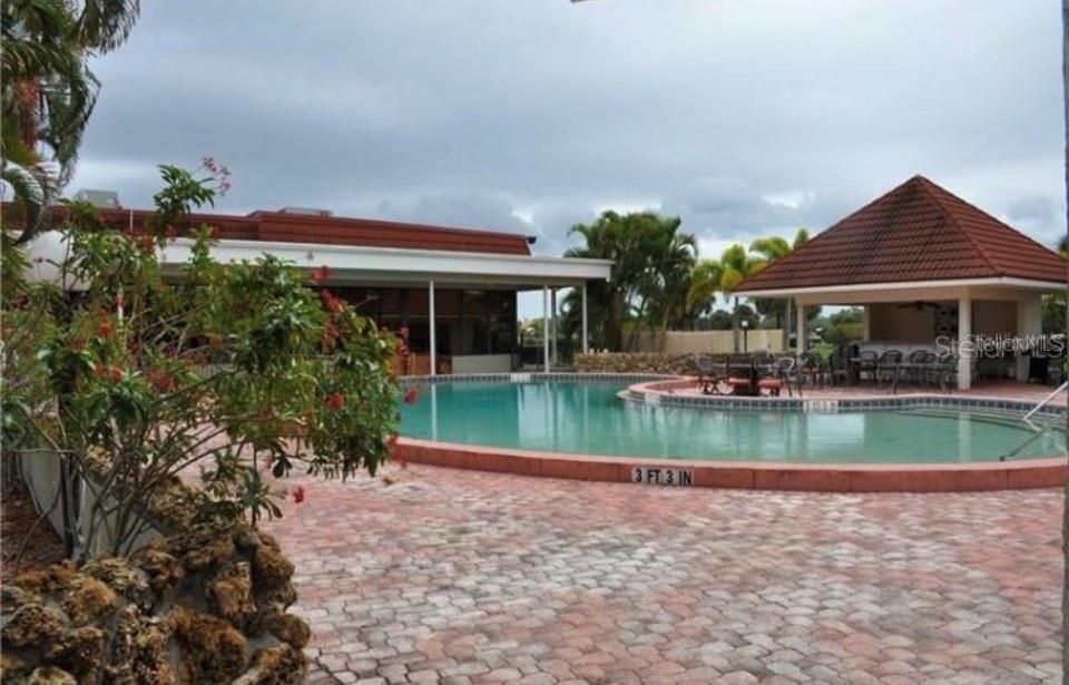 На продажу: $122,500 (0.25 acres)
