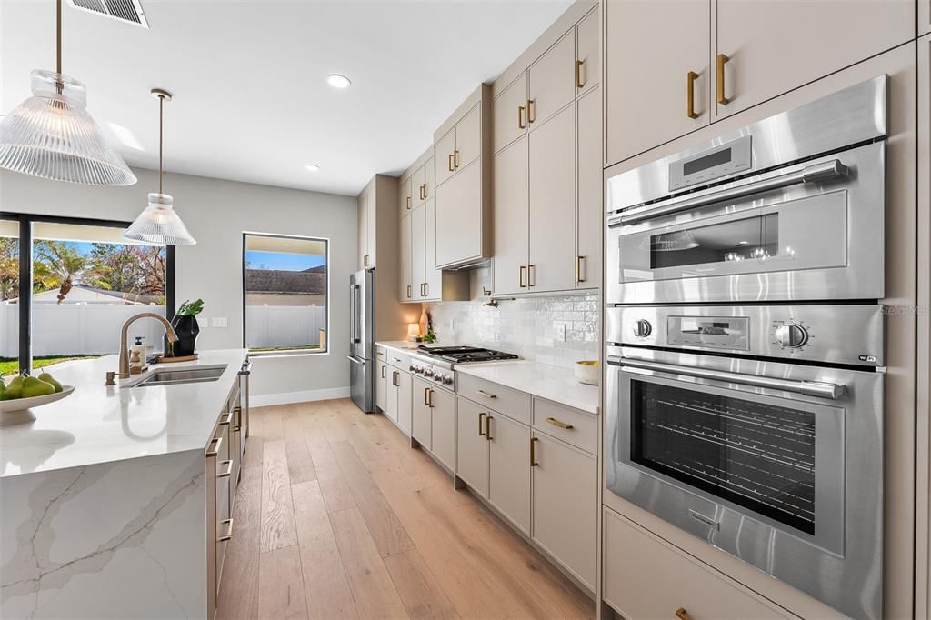 For Sale: $1,649,000 (5 beds, 4 baths, 3490 Square Feet)