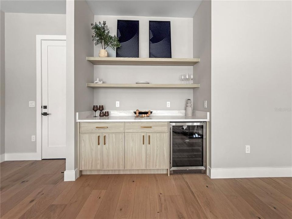For Sale: $1,649,000 (5 beds, 4 baths, 3490 Square Feet)