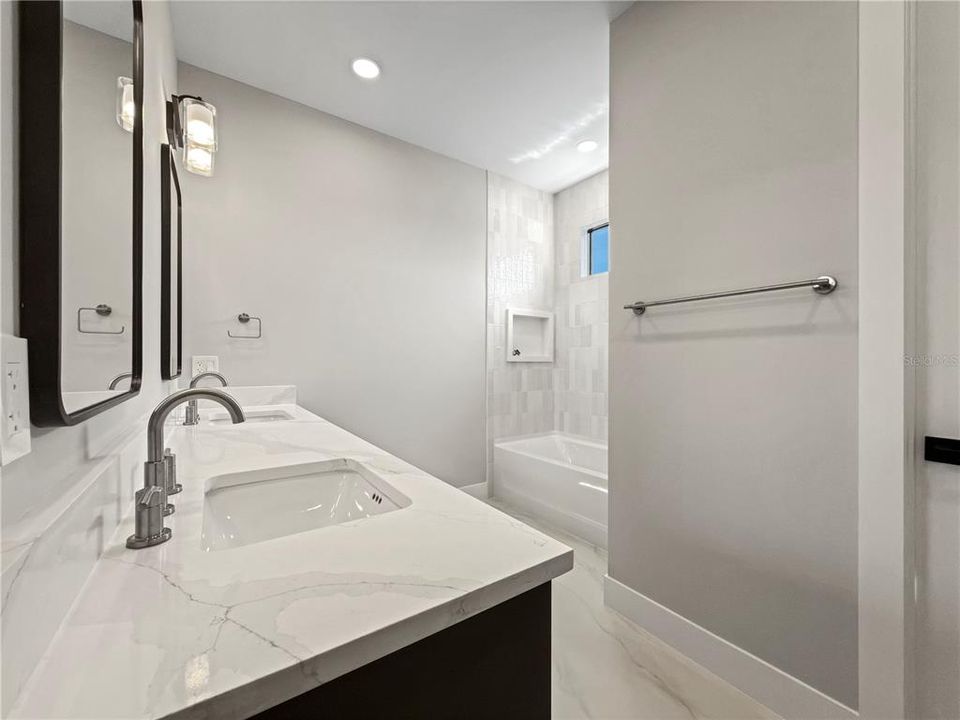 For Sale: $1,649,000 (5 beds, 4 baths, 3490 Square Feet)