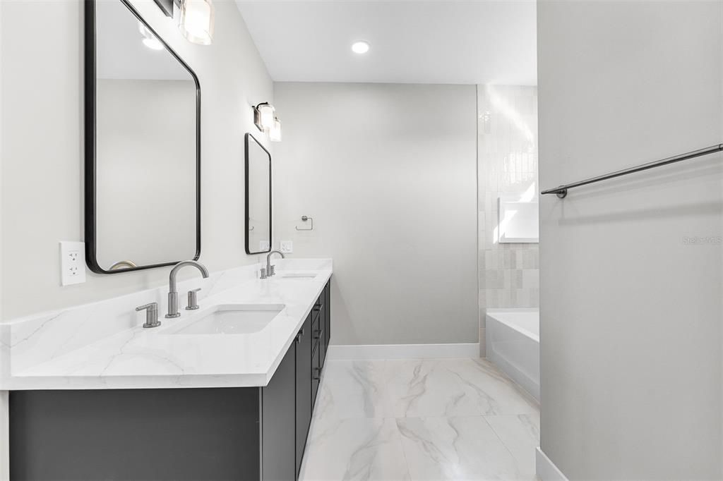 For Sale: $1,649,000 (5 beds, 4 baths, 3490 Square Feet)