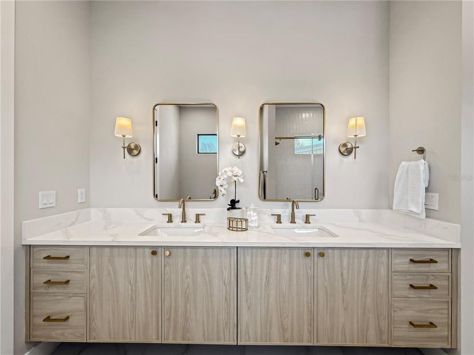 For Sale: $1,649,000 (5 beds, 4 baths, 3490 Square Feet)