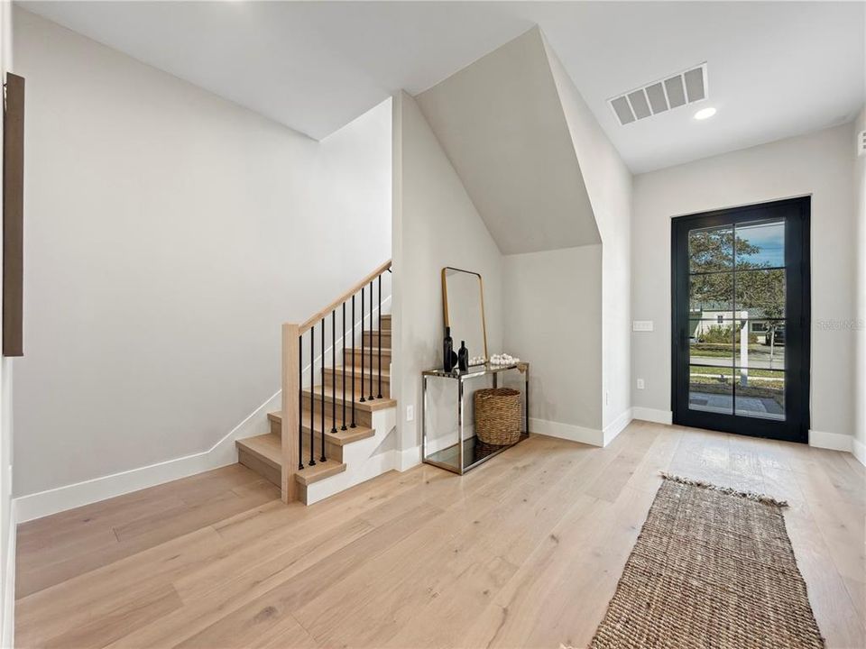 For Sale: $1,649,000 (5 beds, 4 baths, 3490 Square Feet)