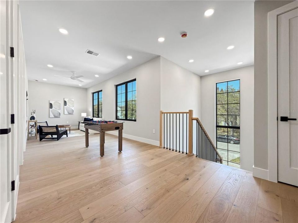 For Sale: $1,649,000 (5 beds, 4 baths, 3490 Square Feet)