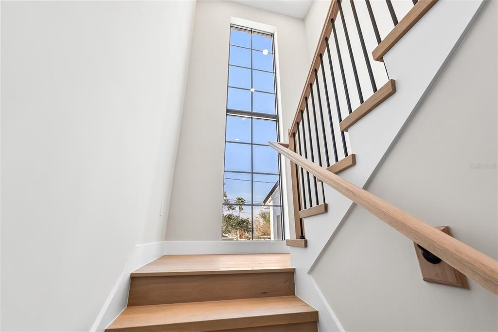 For Sale: $1,649,000 (5 beds, 4 baths, 3490 Square Feet)
