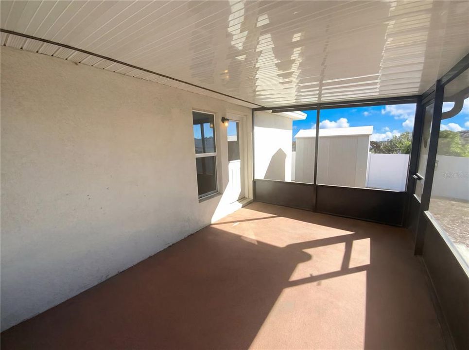 En Venta: $230,000 (2 camas, 2 baños, 1000 Pies cuadrados)