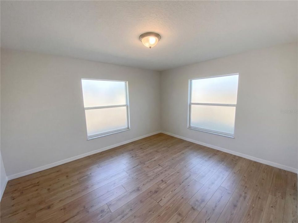En Venta: $230,000 (2 camas, 2 baños, 1000 Pies cuadrados)