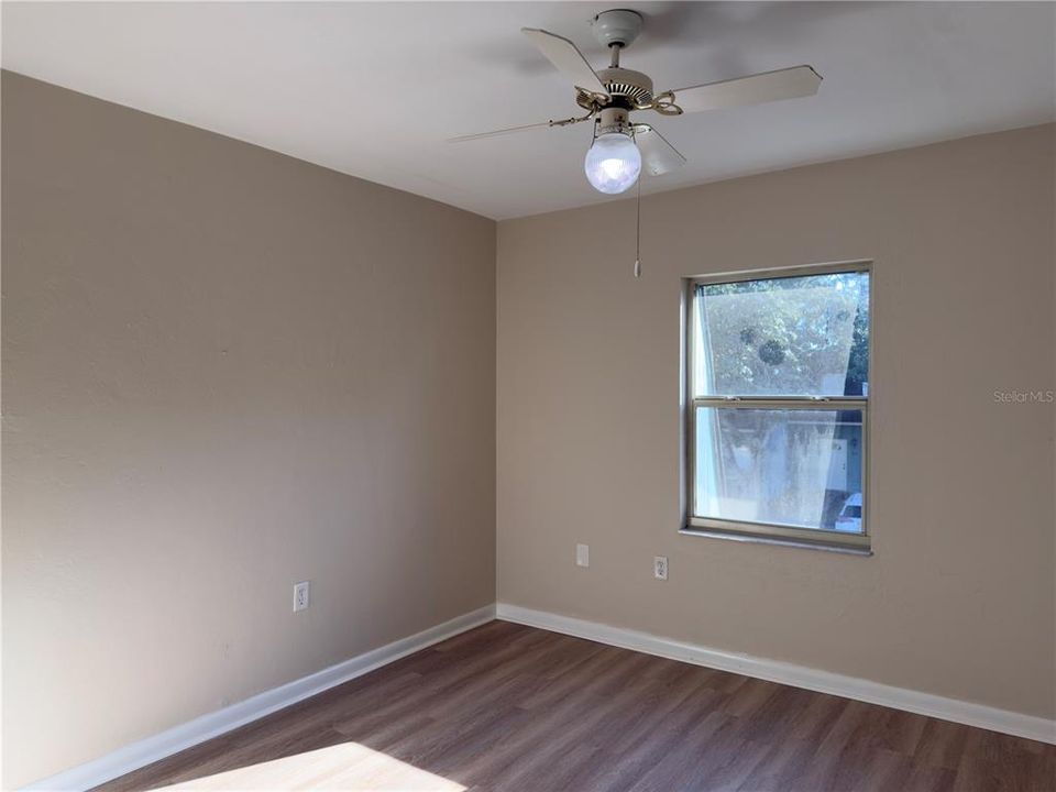 Active With Contract: $175,000 (4 beds, 2 baths, 1638 Square Feet)
