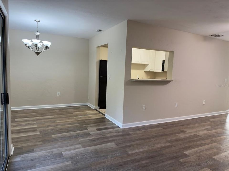 Active With Contract: $175,000 (4 beds, 2 baths, 1638 Square Feet)