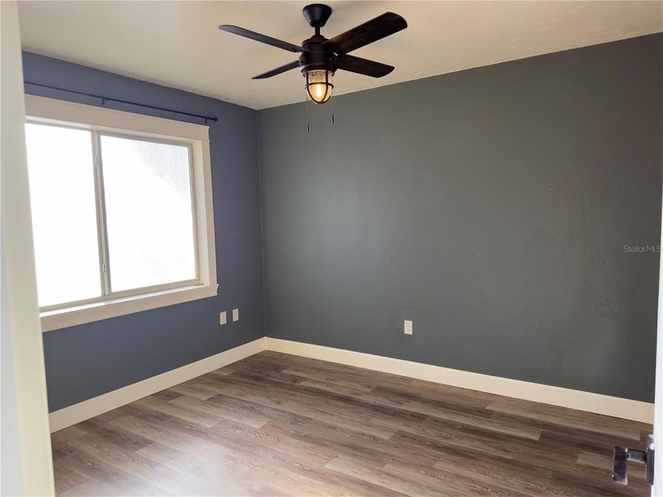 Active With Contract: $175,000 (4 beds, 2 baths, 1638 Square Feet)