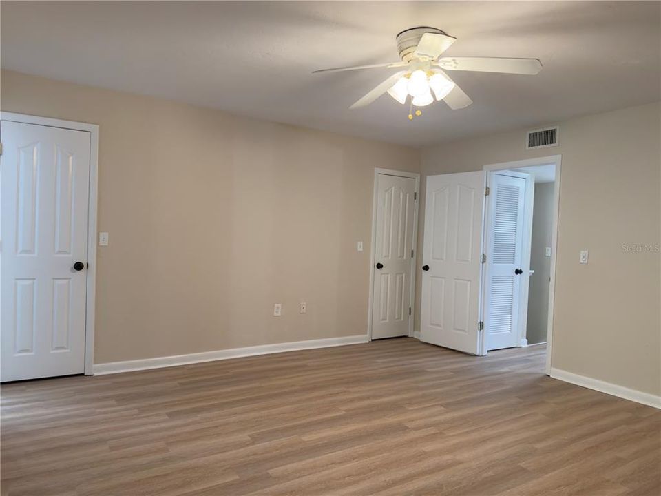 Active With Contract: $175,000 (4 beds, 2 baths, 1638 Square Feet)