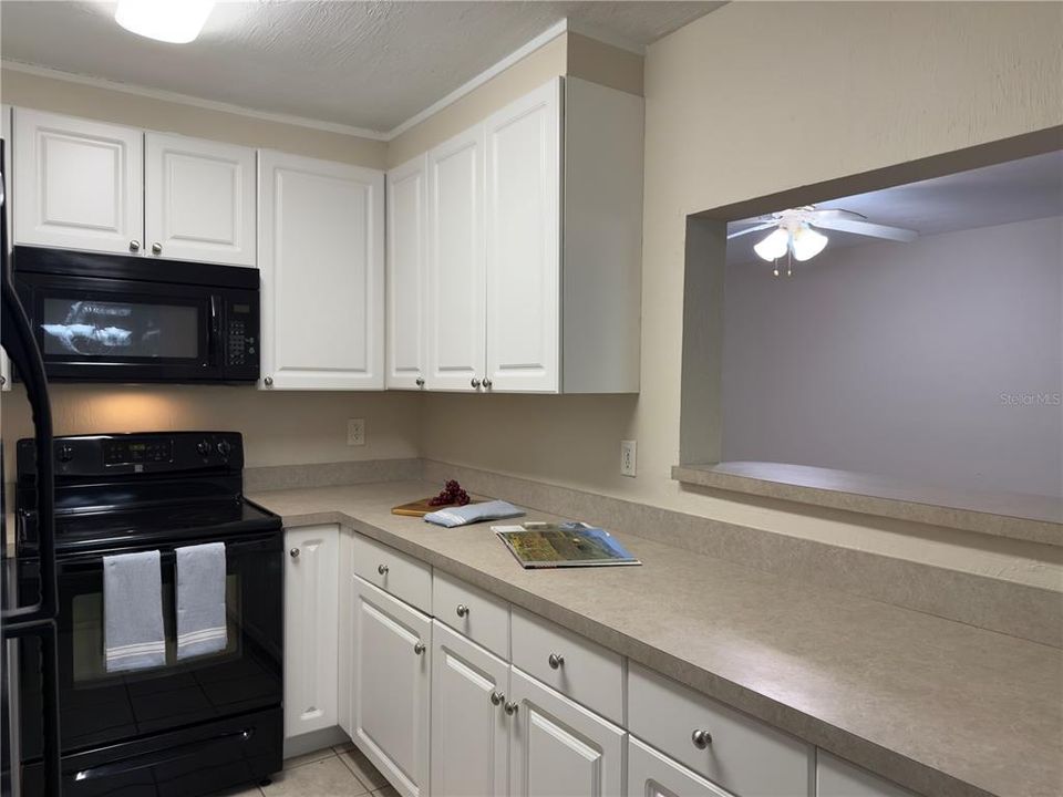 Active With Contract: $175,000 (4 beds, 2 baths, 1638 Square Feet)