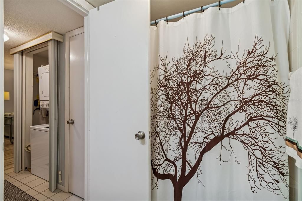 For Sale: $125,700 (2 beds, 2 baths, 1135 Square Feet)