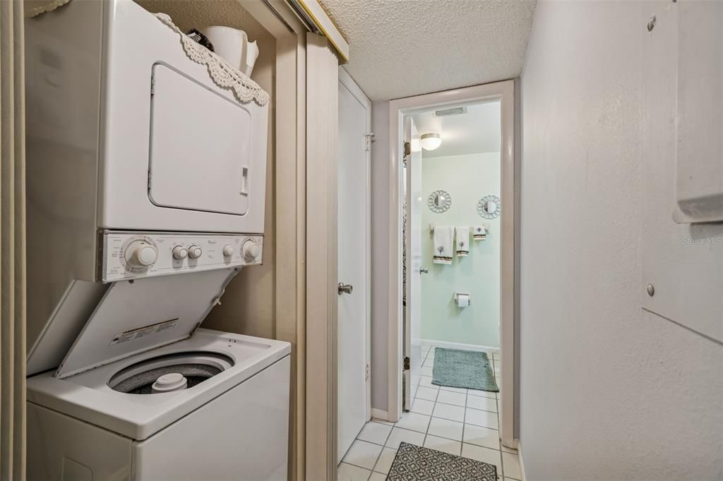 For Sale: $125,700 (2 beds, 2 baths, 1135 Square Feet)