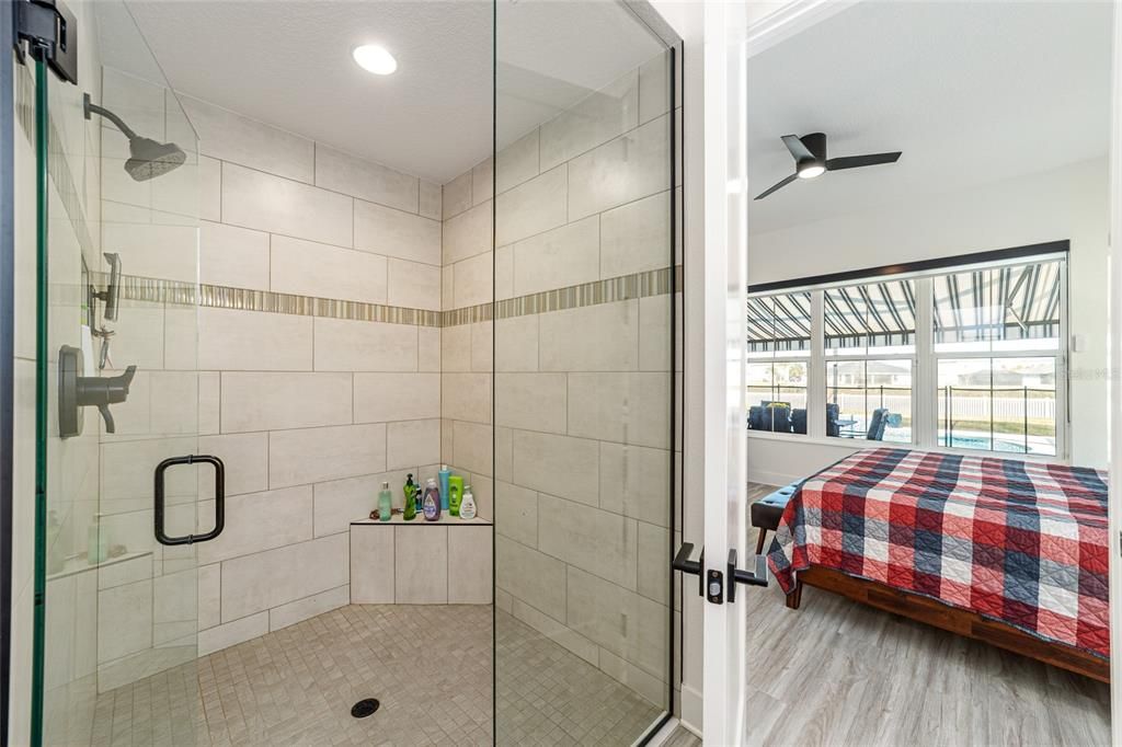 For Sale: $925,000 (5 beds, 3 baths, 2993 Square Feet)