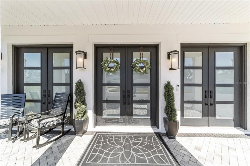For Sale: $925,000 (5 beds, 3 baths, 2993 Square Feet)