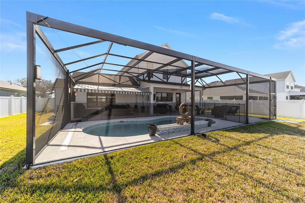 For Sale: $925,000 (5 beds, 3 baths, 2993 Square Feet)