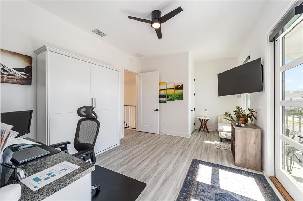 For Sale: $925,000 (5 beds, 3 baths, 2993 Square Feet)