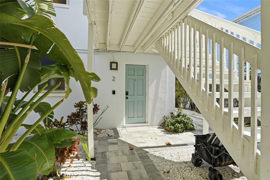 For Sale: $1,999,999 (6 beds, 0 baths, 2464 Square Feet)