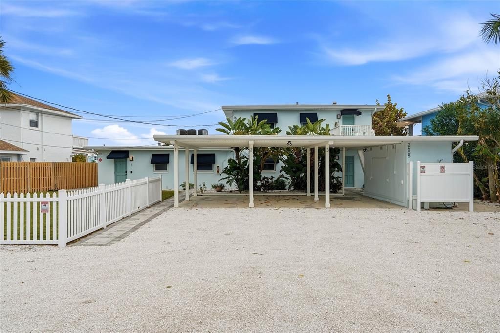 For Sale: $1,999,999 (6 beds, 0 baths, 2464 Square Feet)