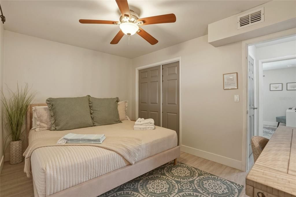 For Sale: $1,999,999 (6 beds, 0 baths, 2464 Square Feet)