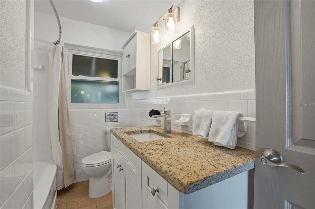 For Sale: $1,999,999 (6 beds, 0 baths, 2464 Square Feet)