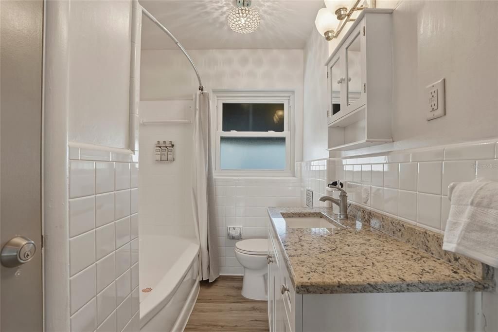 For Sale: $1,999,999 (6 beds, 0 baths, 2464 Square Feet)