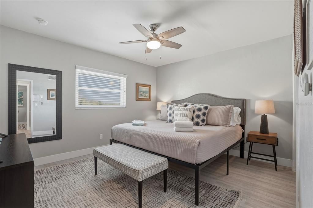 For Sale: $1,999,999 (6 beds, 0 baths, 2464 Square Feet)