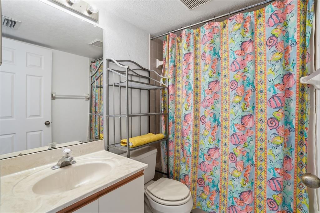 For Sale: $99,000 (2 beds, 2 baths, 1153 Square Feet)
