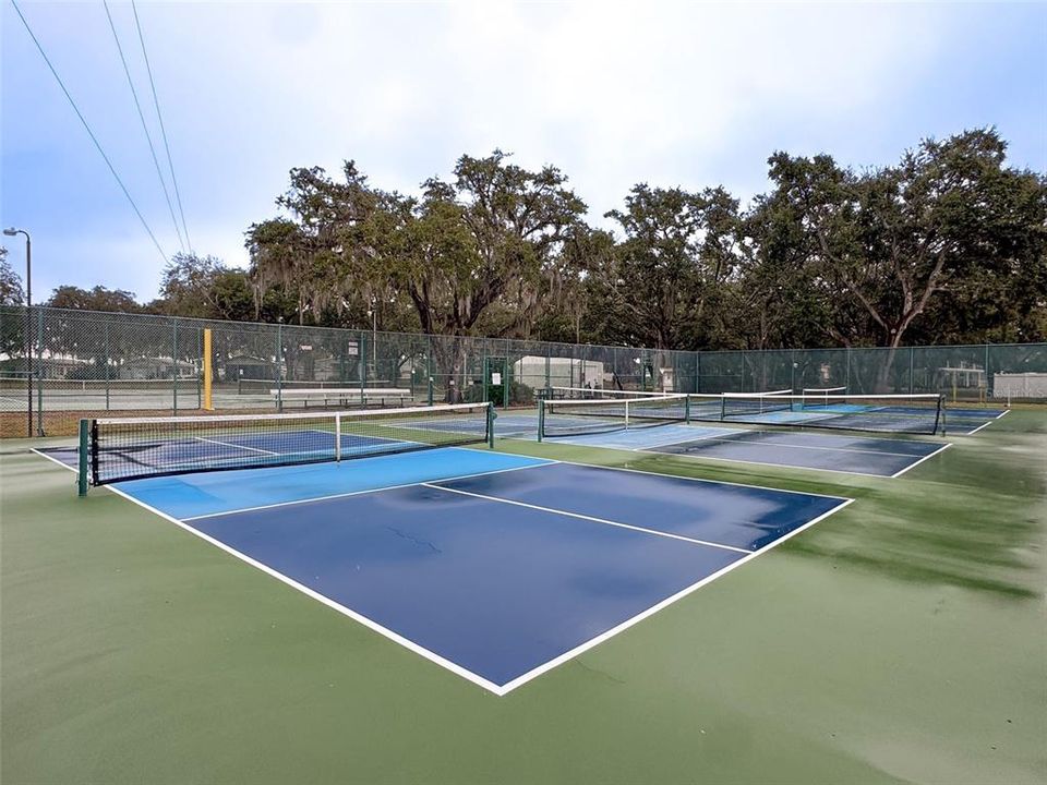 For Sale: $84,500 (2 beds, 2 baths, 1019 Square Feet)
