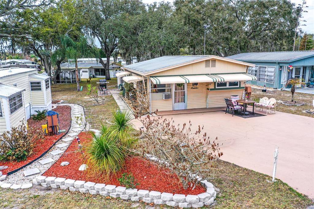 For Sale: $84,500 (2 beds, 2 baths, 1019 Square Feet)