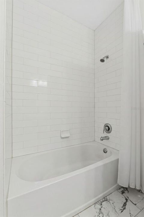 En Venta: $499,990 (3 camas, 2 baños, 1688 Pies cuadrados)
