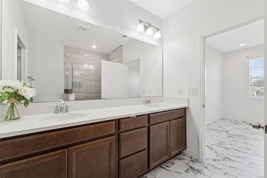En Venta: $499,990 (3 camas, 2 baños, 1688 Pies cuadrados)
