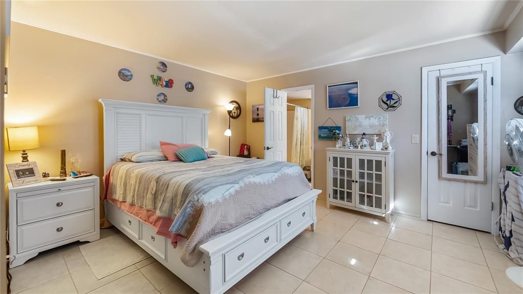 En Venta: $200,000 (2 camas, 2 baños, 918 Pies cuadrados)