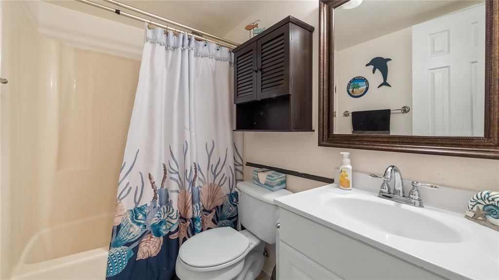 En Venta: $200,000 (2 camas, 2 baños, 918 Pies cuadrados)