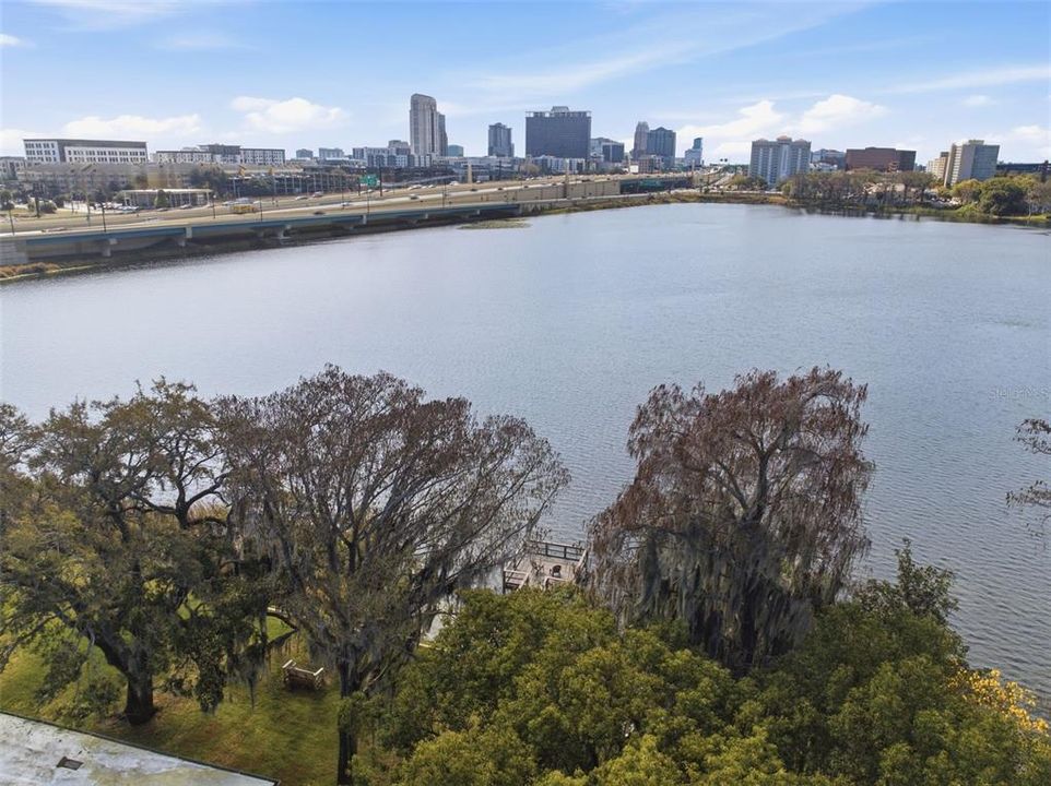 For Sale: $185,000 (2 beds, 1 baths, 996 Square Feet)